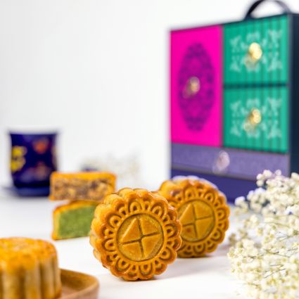 Mid Autumn NagaWorld Mooncakes
